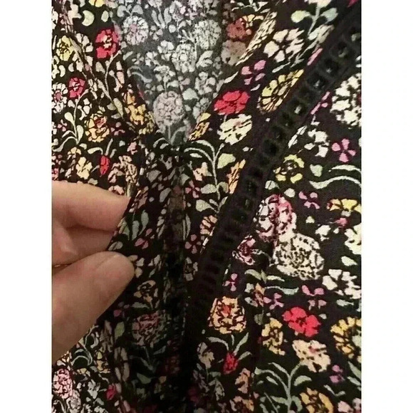 Ann Taylor LOFT Garden Wrap Floral Print Long Sleeve Romper Sz Small New Pockets - Picture 7 of 9